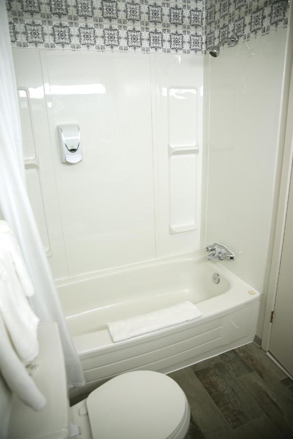 Motel Castille โรแบร์วาล ภายนอก รูปภาพ